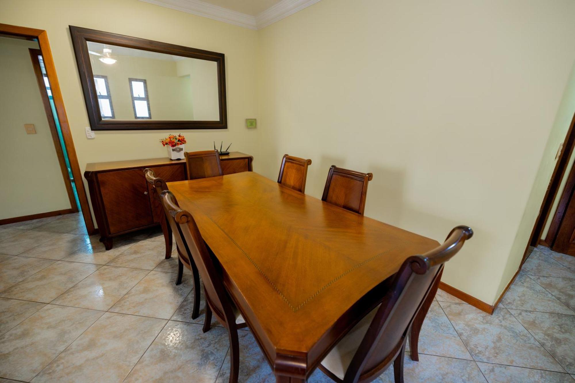 דירות גוארפארי Edificio Martha Schwantz מראה חיצוני תמונה